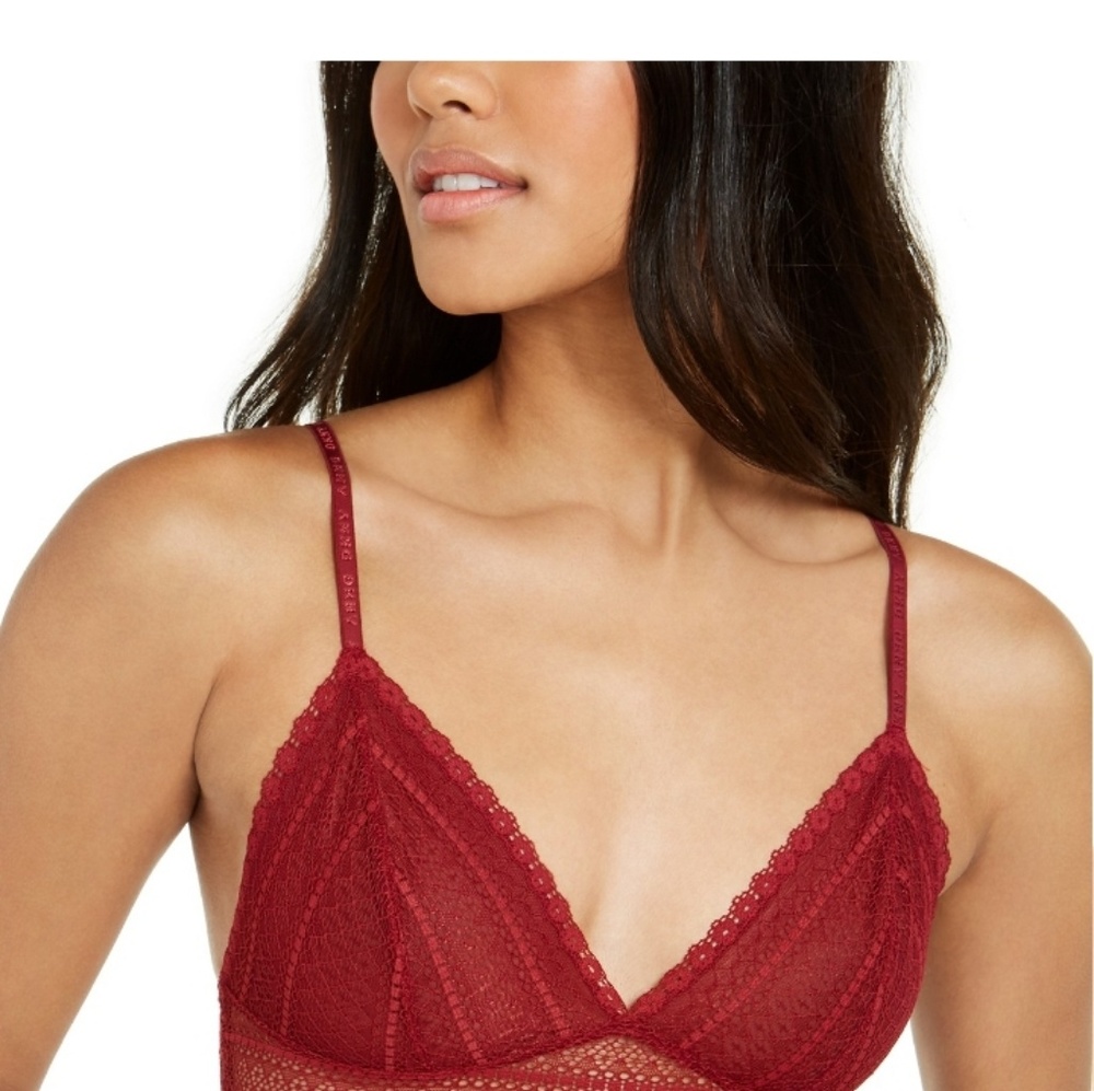 DKNY LACE BRALETTE